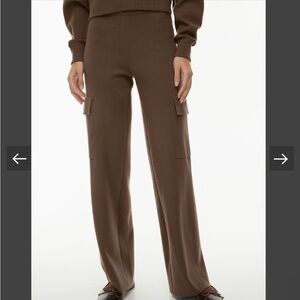 Aritzia Atlantis Cargo Pants